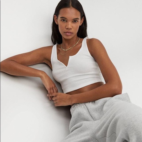 *SALE* aritzia cropped tank top - Picture 2 of 2